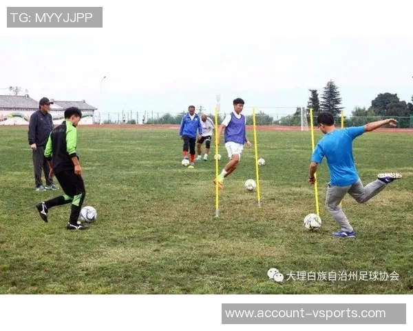 深入探讨体育足球理论考试的内容与评估标准分析